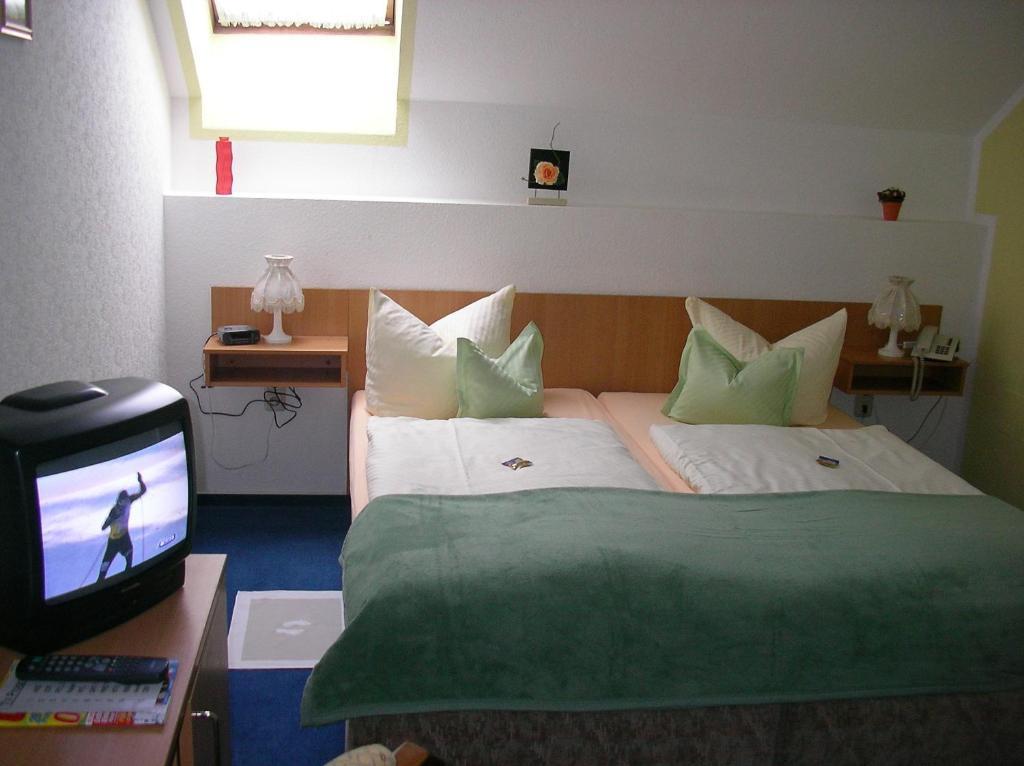 Hotel-Pension Am Muehlberg Lubbenau Ruang foto