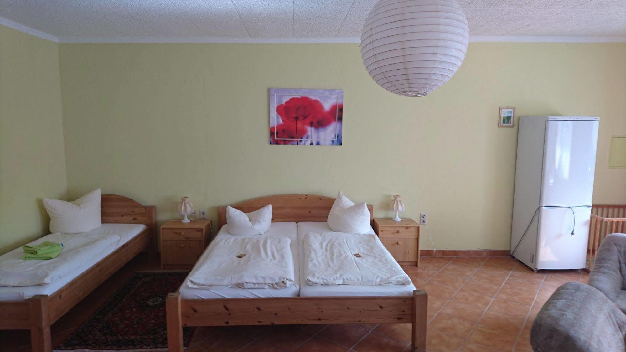 Hotel-Pension Am Muehlberg Lubbenau Bagian luar foto